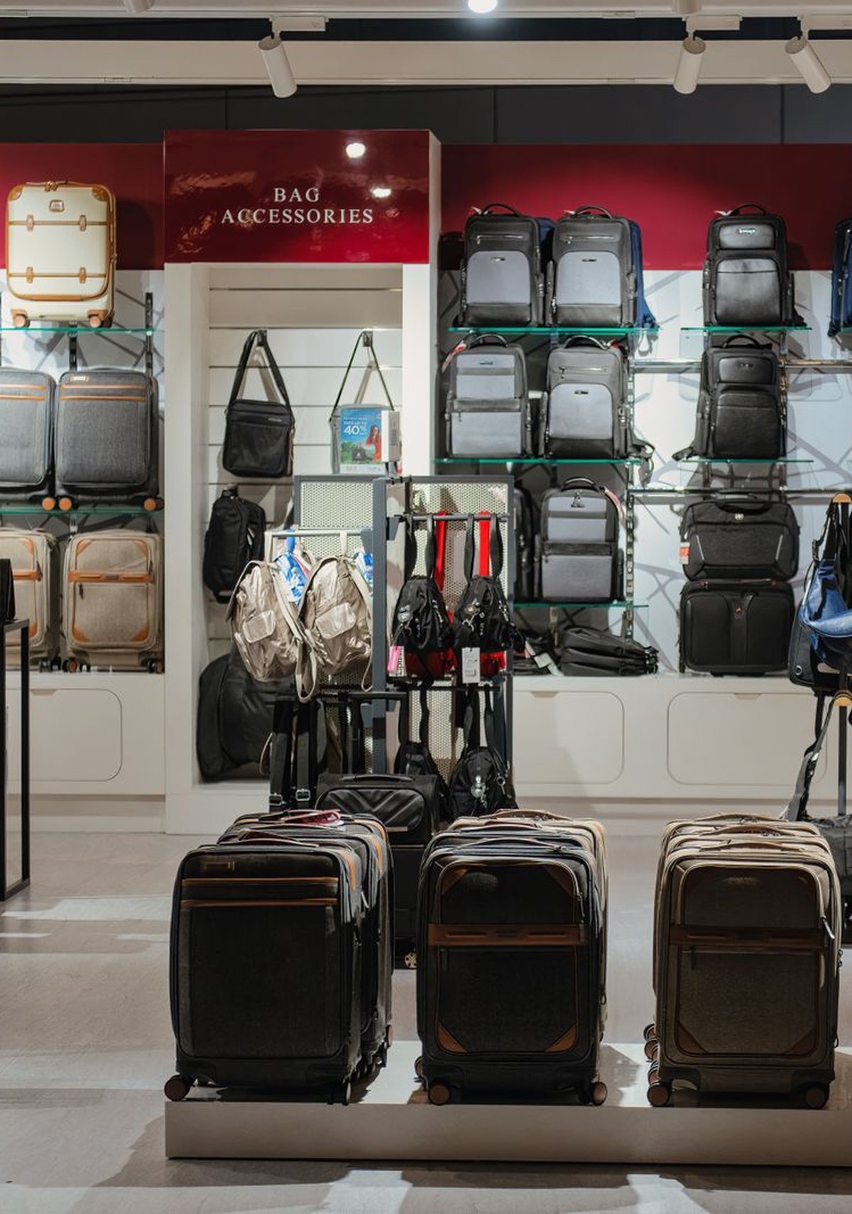 INDUSTRY-card-travel-retail-w188 A duty-free airport store