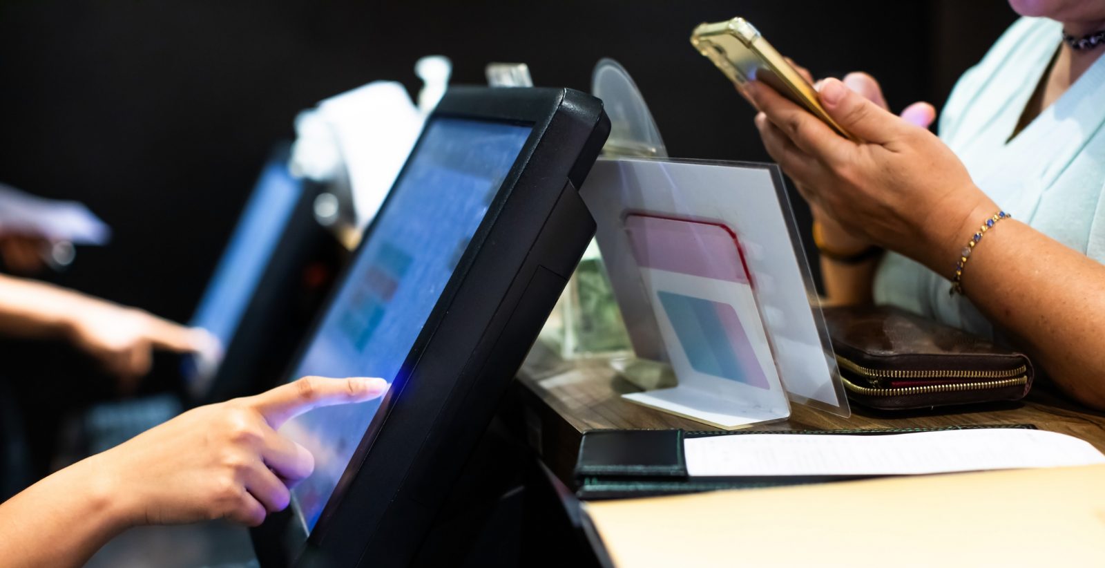iVendNext Unified POS Basket Transfer from Mobile to Till iVendNext Unified POS Basket Transfer from Mobile to Till